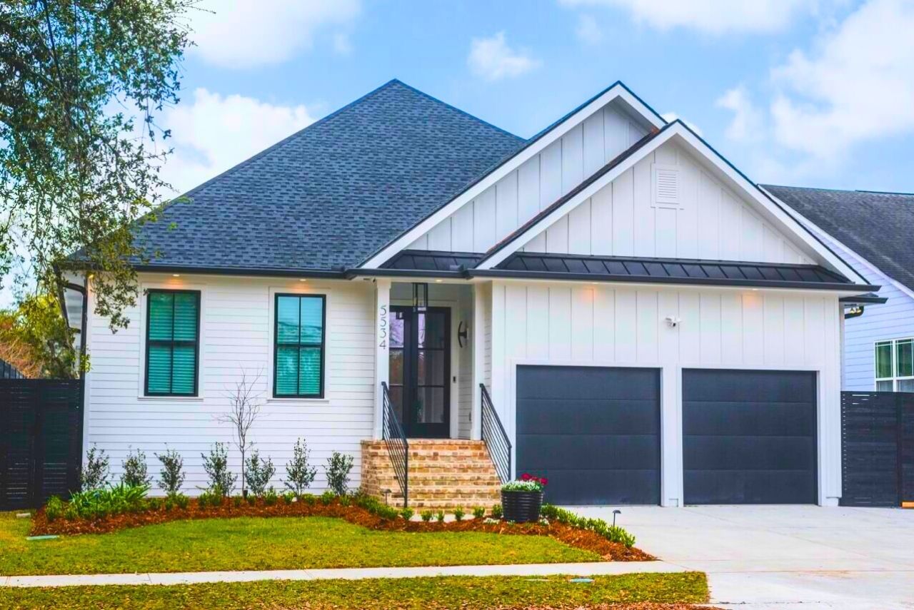 5534 Chatham